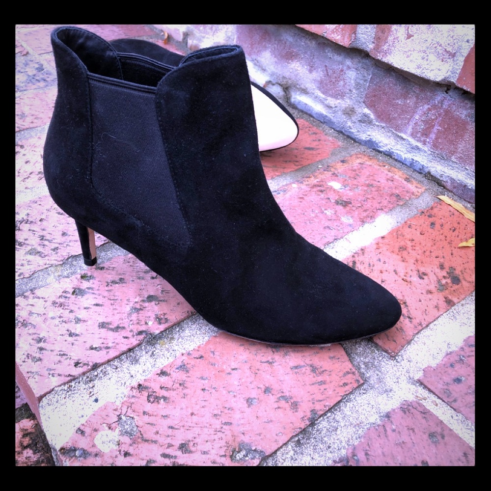 New- never worn- Cole Haan booties